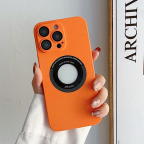 Case iPhone Premium com Destaque da Maçã